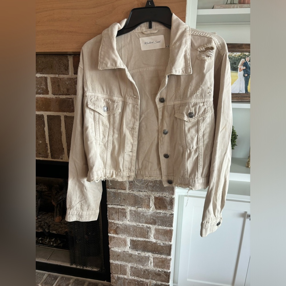 Women’s tan jean jacket